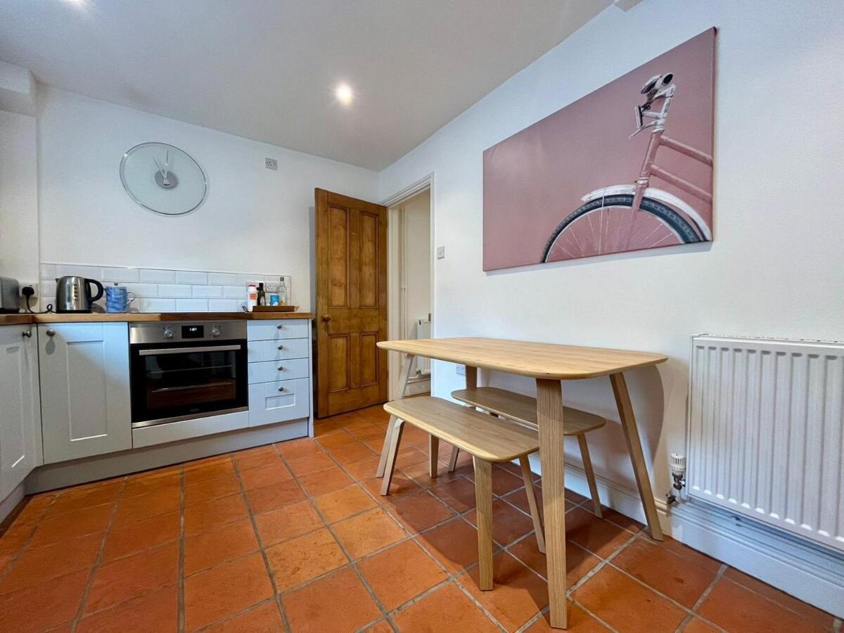 Quaint 2 Bed Cottage In The Heart Of Cambridge Extérieur photo